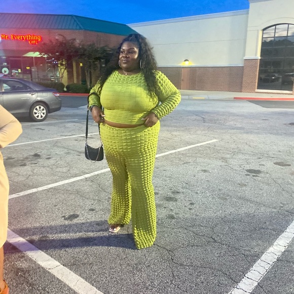 PrettyLittleThing 2pc Textured Set - Picture 2 of 2